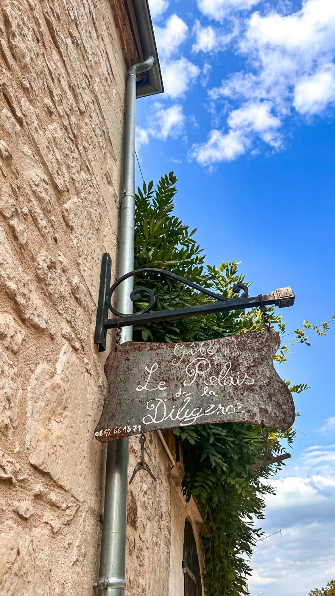 Gite Le Relais De La Diligence Saint-Lazare Zewnętrze zdjęcie