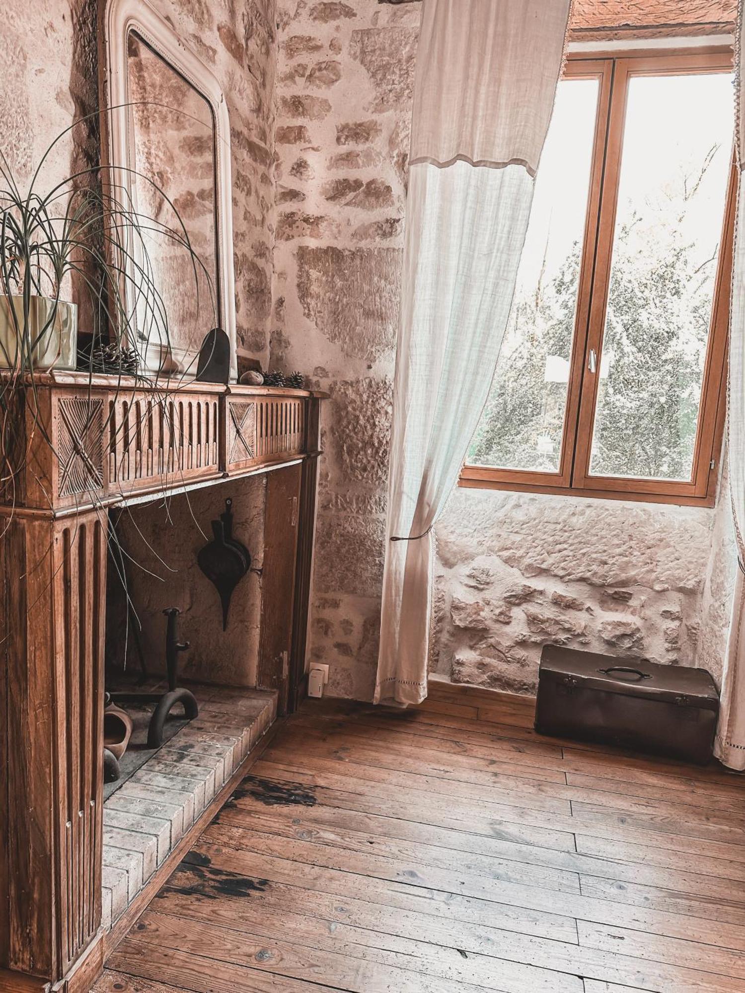 Gite Le Relais De La Diligence Saint-Lazare Zewnętrze zdjęcie