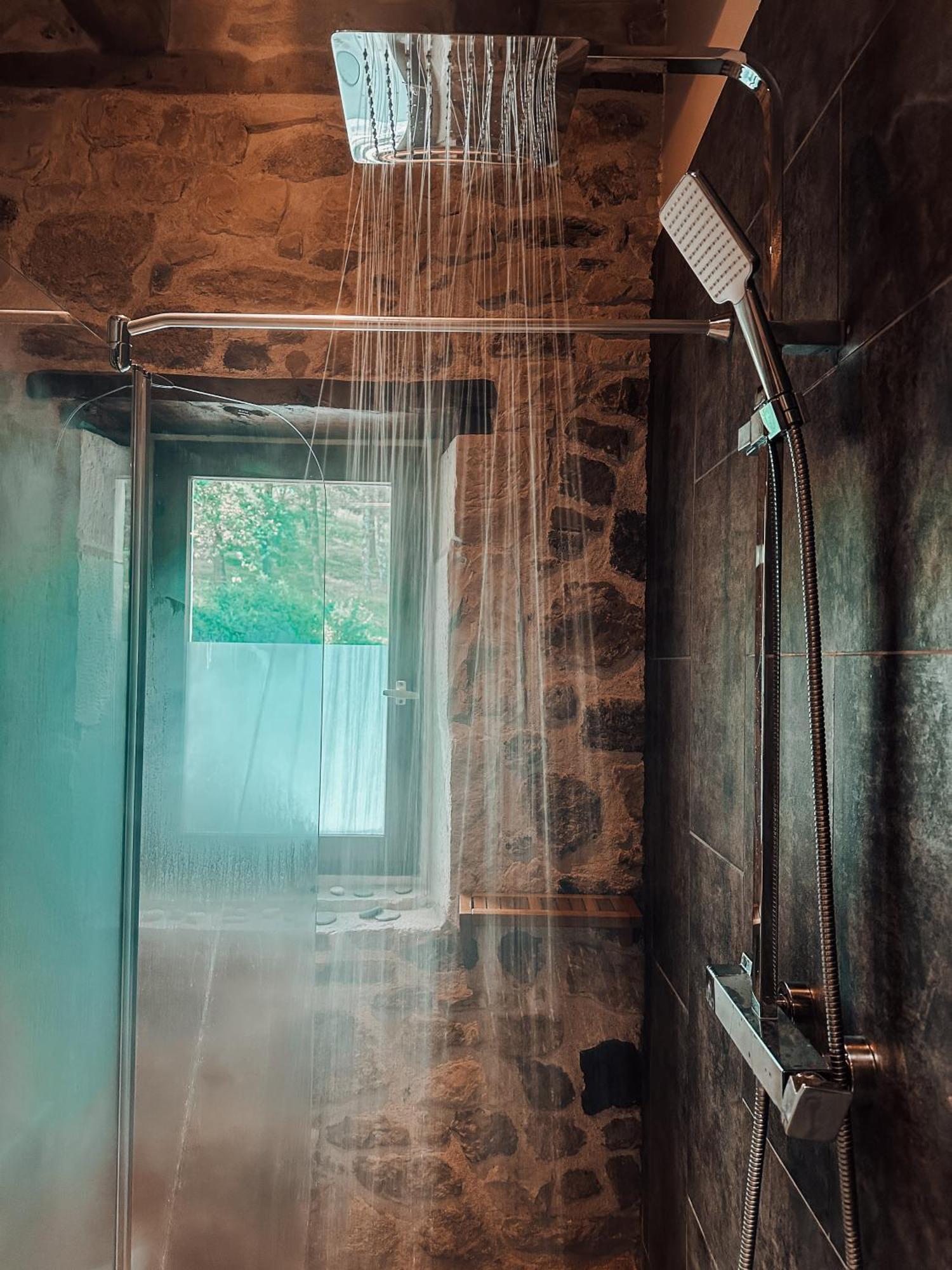 Gite Le Relais De La Diligence Saint-Lazare Zewnętrze zdjęcie